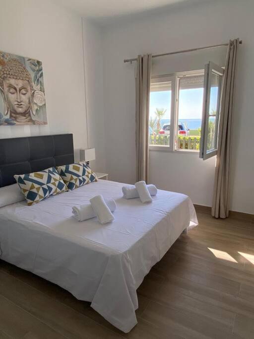 Апартаменты Sea Escape 2 Альмуньекар Экстерьер фото